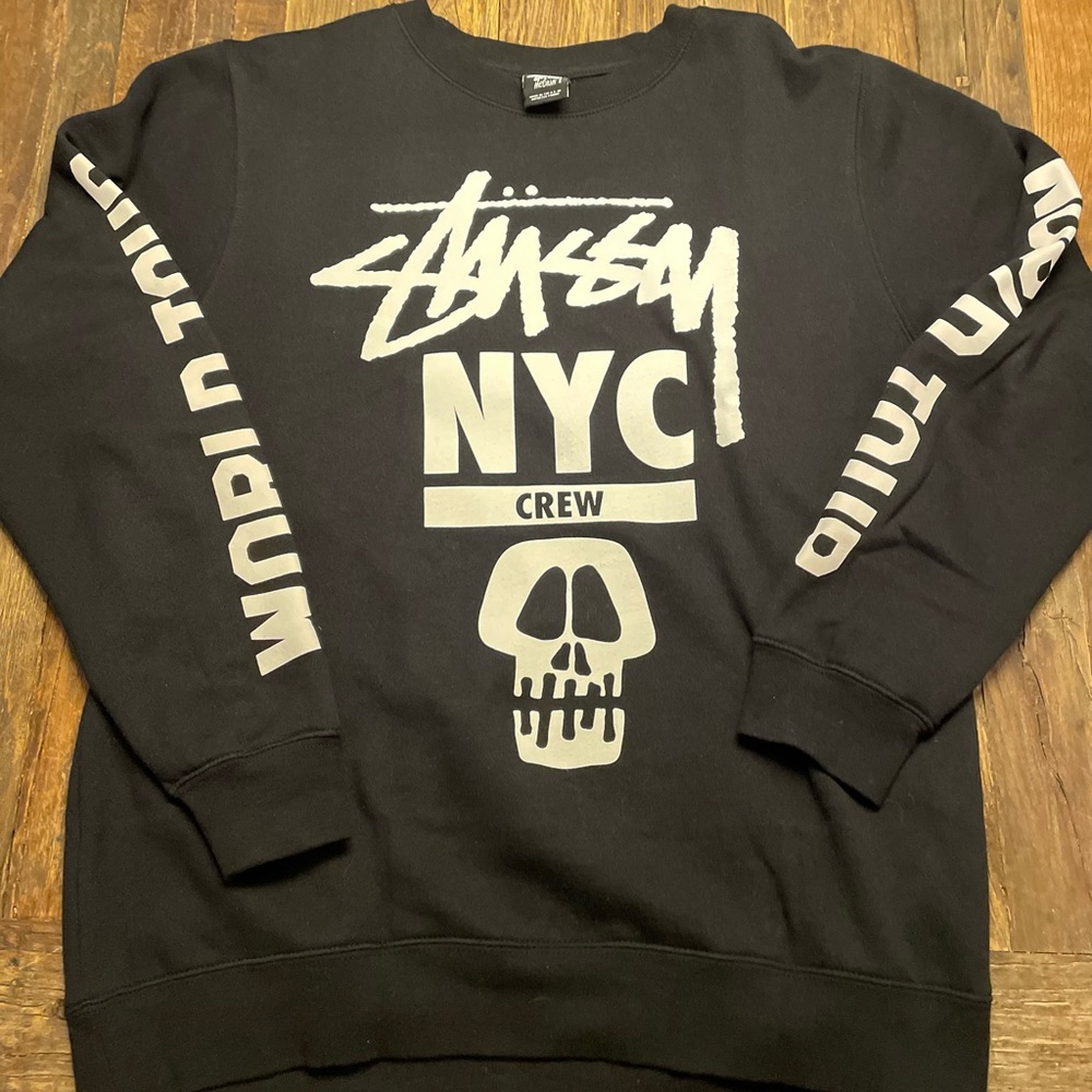 Brand New Never Worn Stussy world Tour Skull Crewneck.